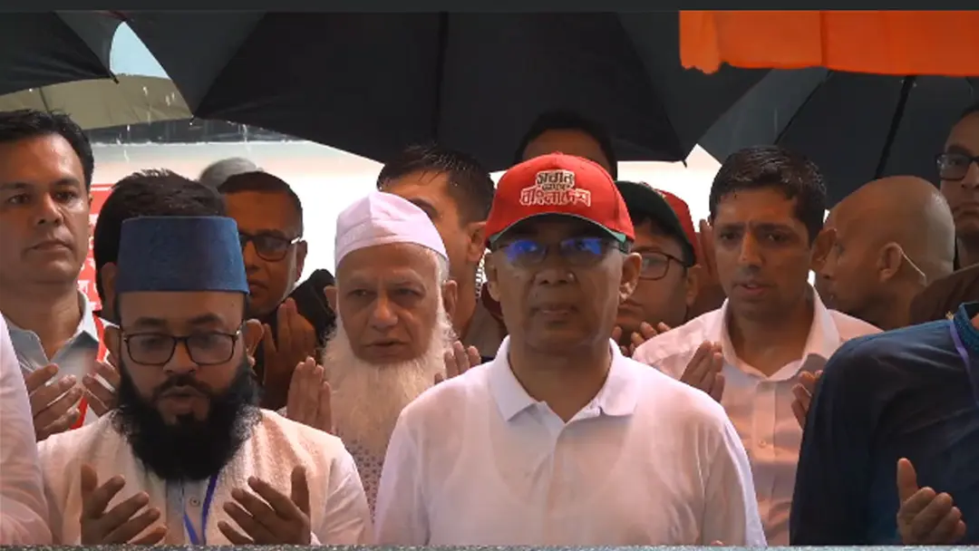 শাহজালালের কবর জিয়ারত করলেন প্রধানমন্ত্রী